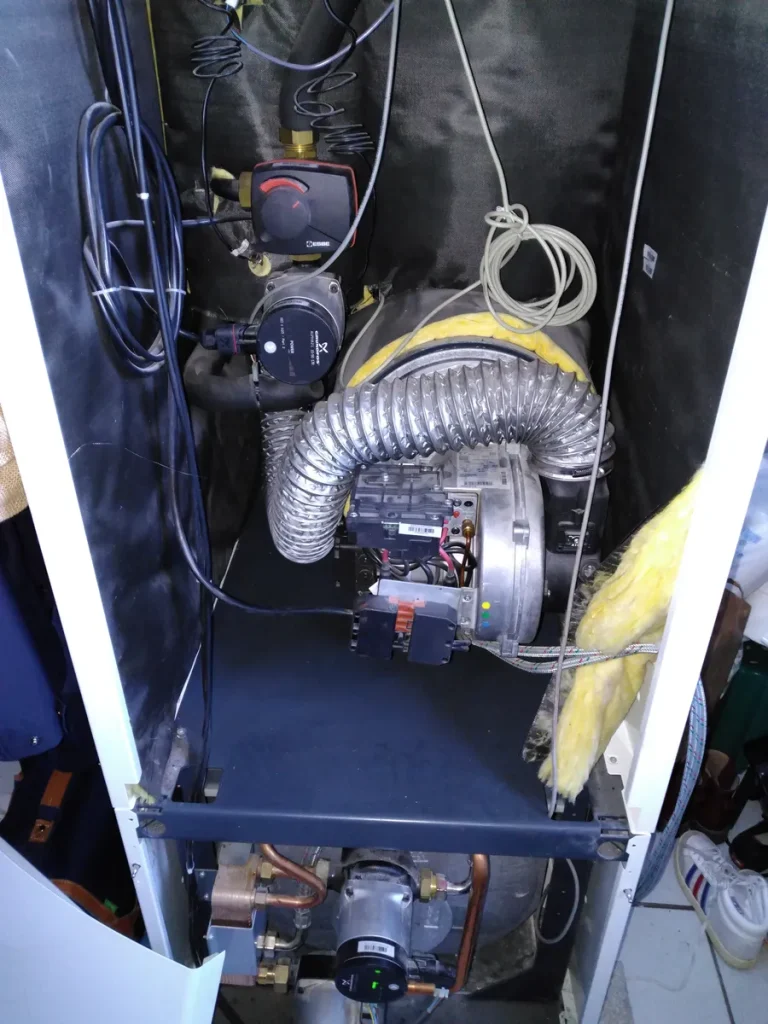 Réalisation de chauffage au fioul par Julien Plomberie, plombier à Pleuven